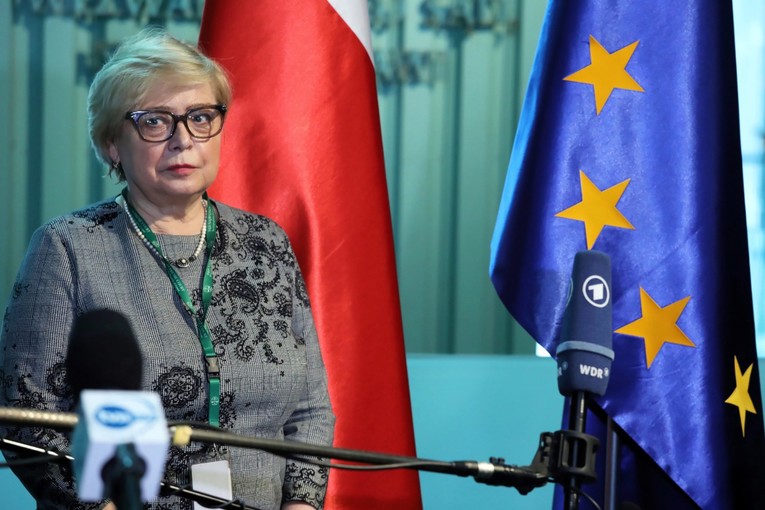 Predsjednica poljskog Vrhovnog suda i kritičarka vlade odlazi u mirovinu