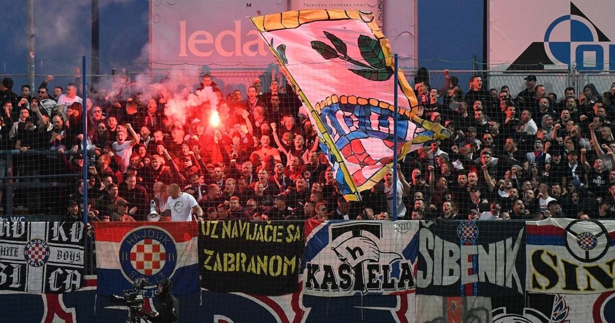 Pogledajte kako je Torcida ispratila igrače Hajduka nakon remija u Varaždinu