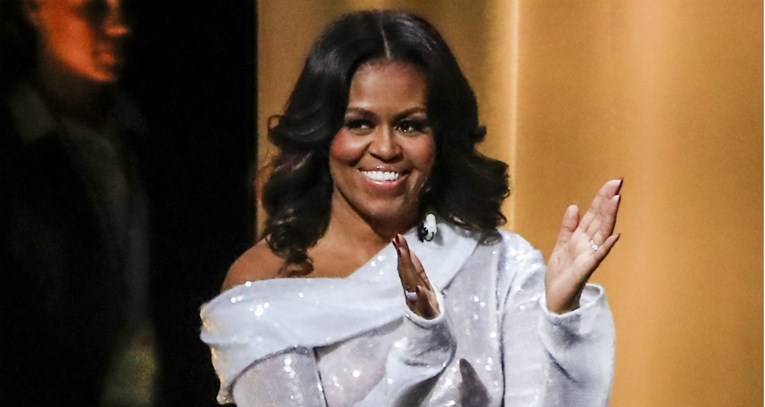 Michelle Obama prirodnim kovrčama oduševila žene diljem svijeta
