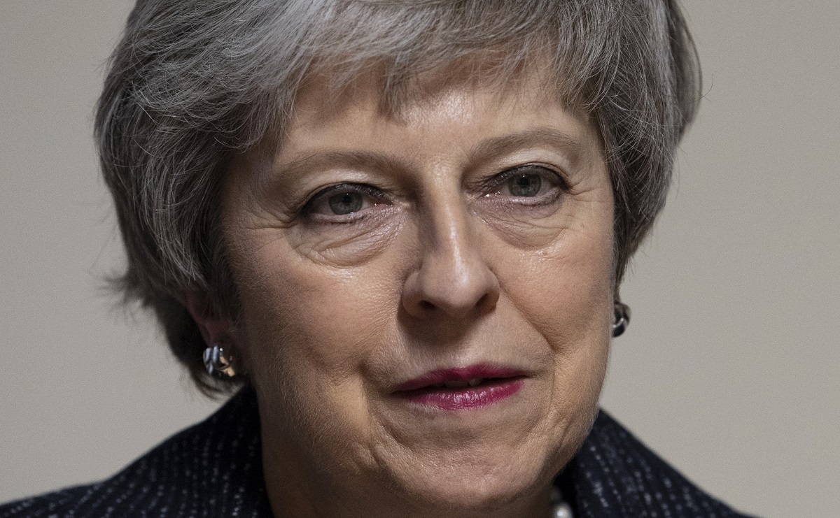 May: Nisam skrivala činjenice od parlamenta