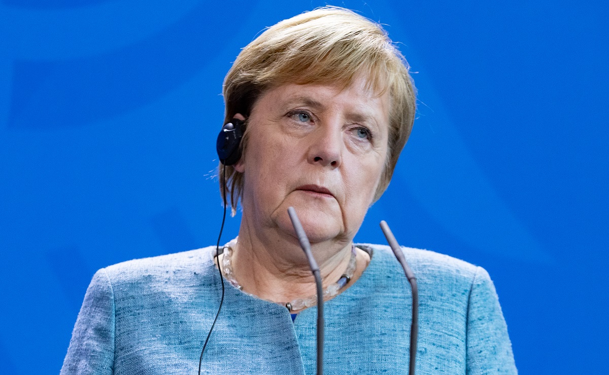 Merkel: Podržavam sankcije Rusiji