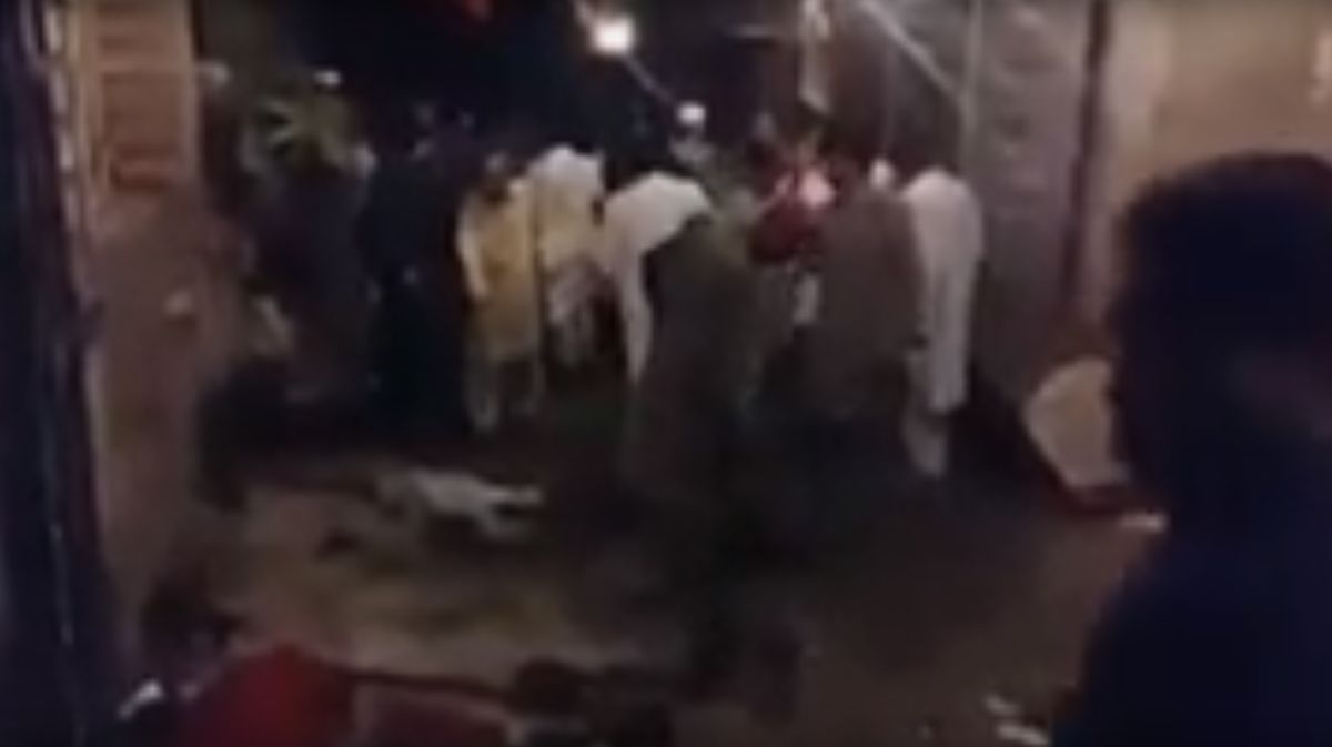 U napadu bombaša samoubojice na izborni skup u Pakistanu najmanje 12 mrtvih