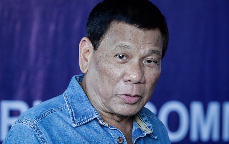 Filipinski predsjednik: Bog je glup