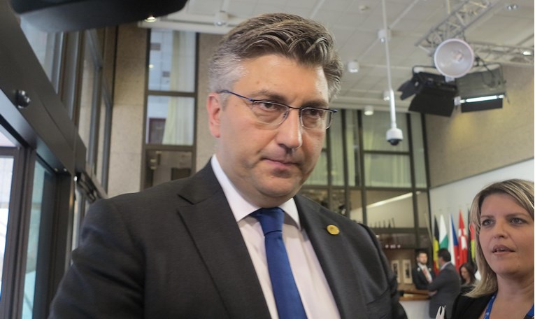 Plenković razgovarao s Cerarom: Ukinut ćemo ograničenja za slovenske radnike