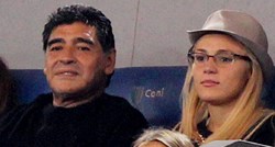 Maradona zaprosio 28-godišnju djevojku uz suze i Dom Perignon