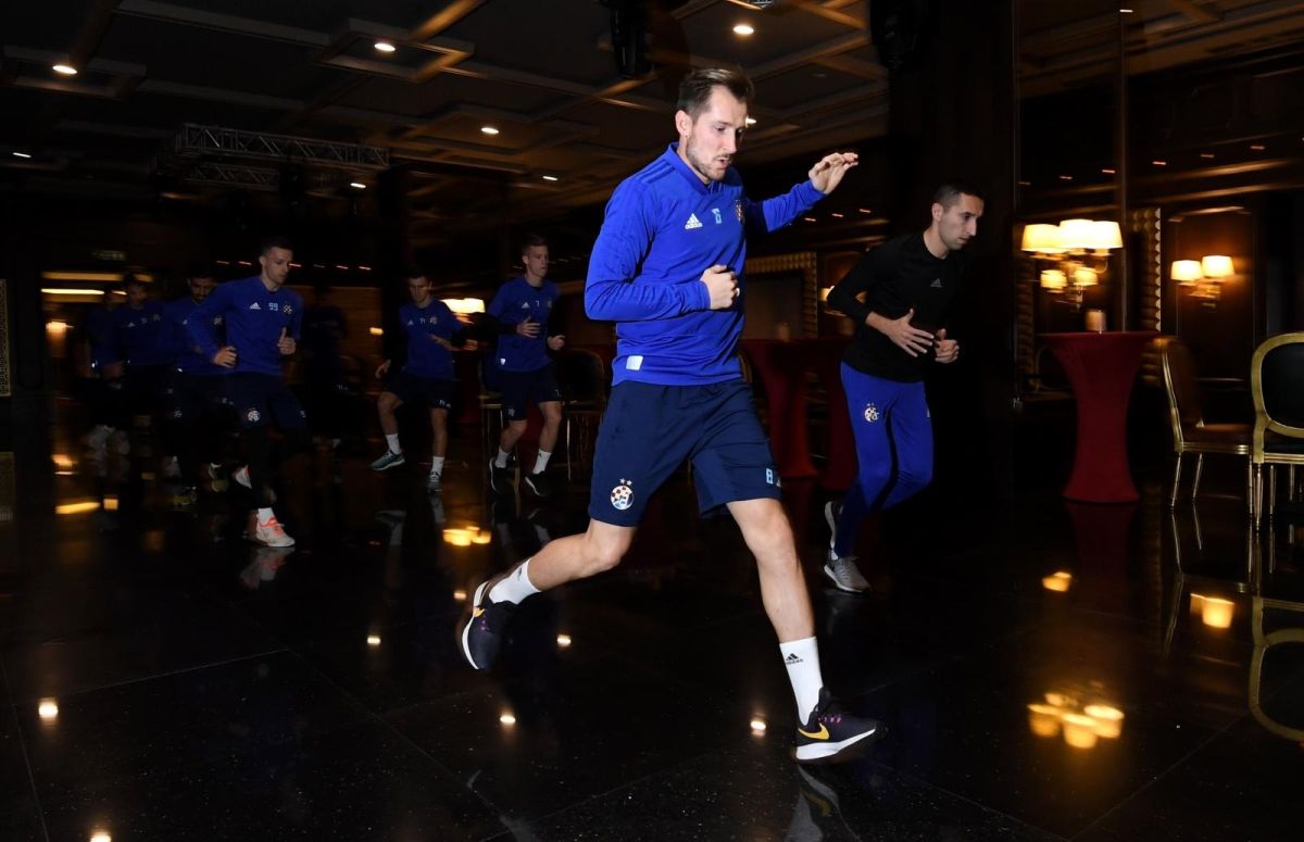 Pogledajte kako Dinamo trenira na plesnom podiju disko kluba