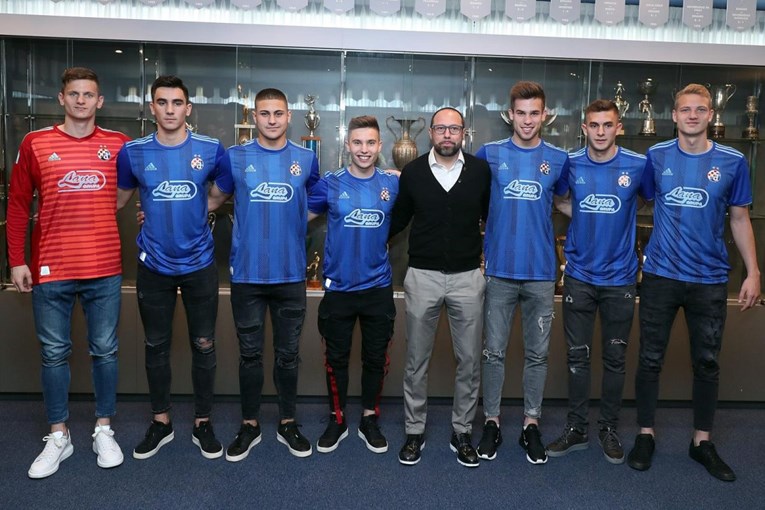 Dinamo predstavio igrače za budućnost i derbi s Hajdukom