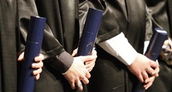U BiH uhićen srednjoškolski profesor, nezakonito je izdavao diplome