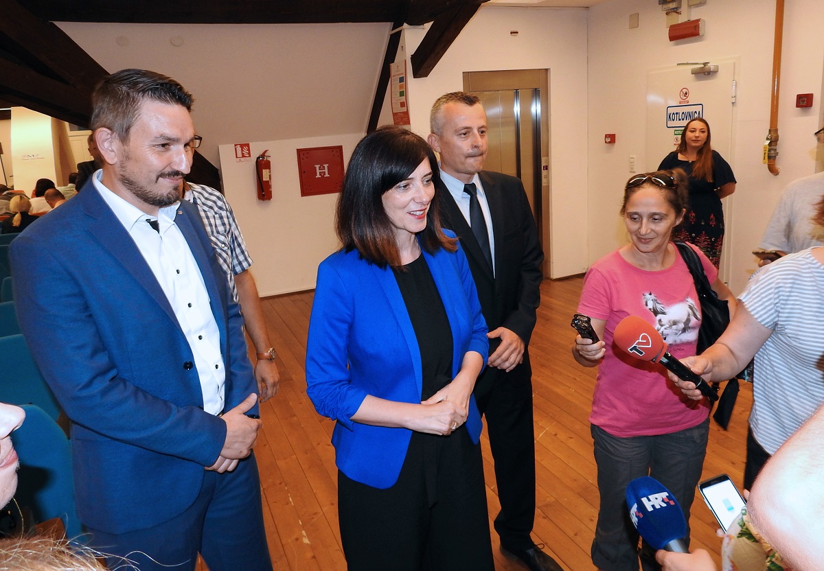 Divjak kaže da se oko zapošljavanja veterana na mjesto ravnatelja digla nepotrebna panika