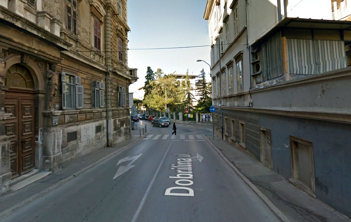 Žena u Puli pala na cestu, autobus je pregazio. Umrla je 14 sati kasnije
