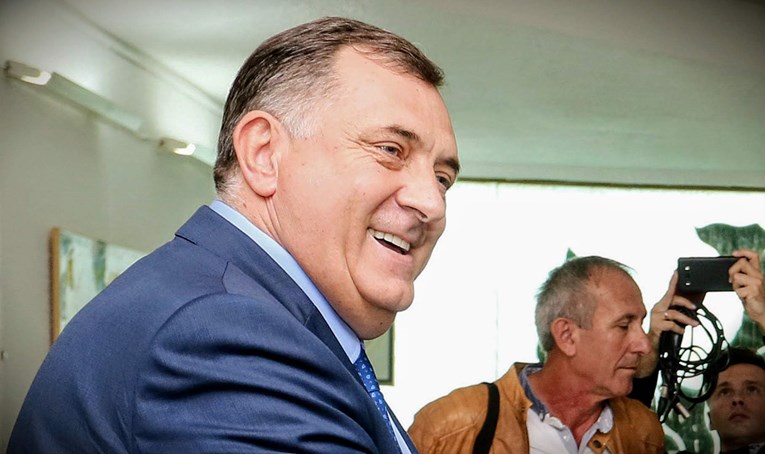 Komšić i Dodik se prepiru oko promjene granica u regiji