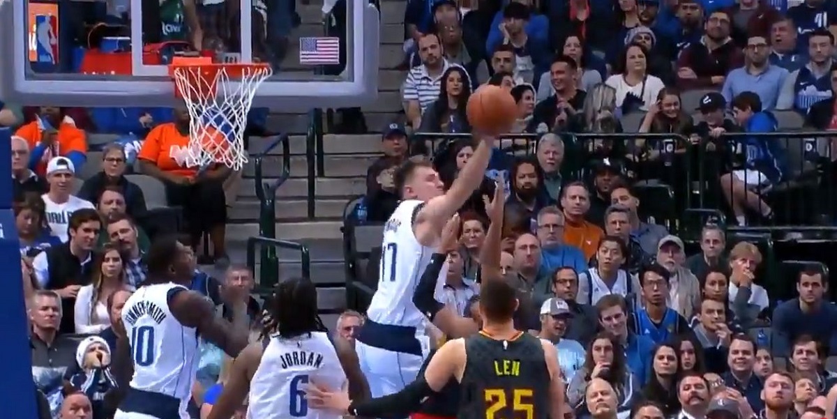 Dončić monstruoznom bananom Youngu pokazao tko je najbolji rookie