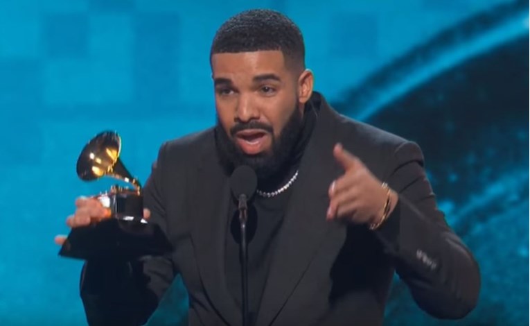 Zbog onog što je rekao na dodjeli Grammyja, Drakeu isključili mikrofon