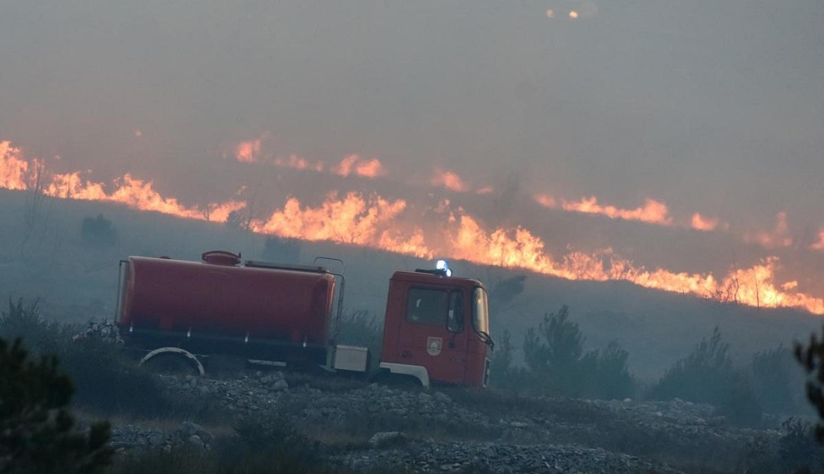 Gori kod Omiša