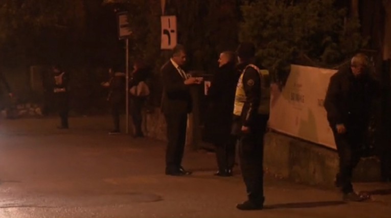 Bandić slavi rođendan, a ispred restorana dežuraju prometni redari