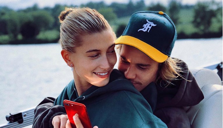 Sada je službeno: Justin i Hailey potvrdili brak na Instagramu