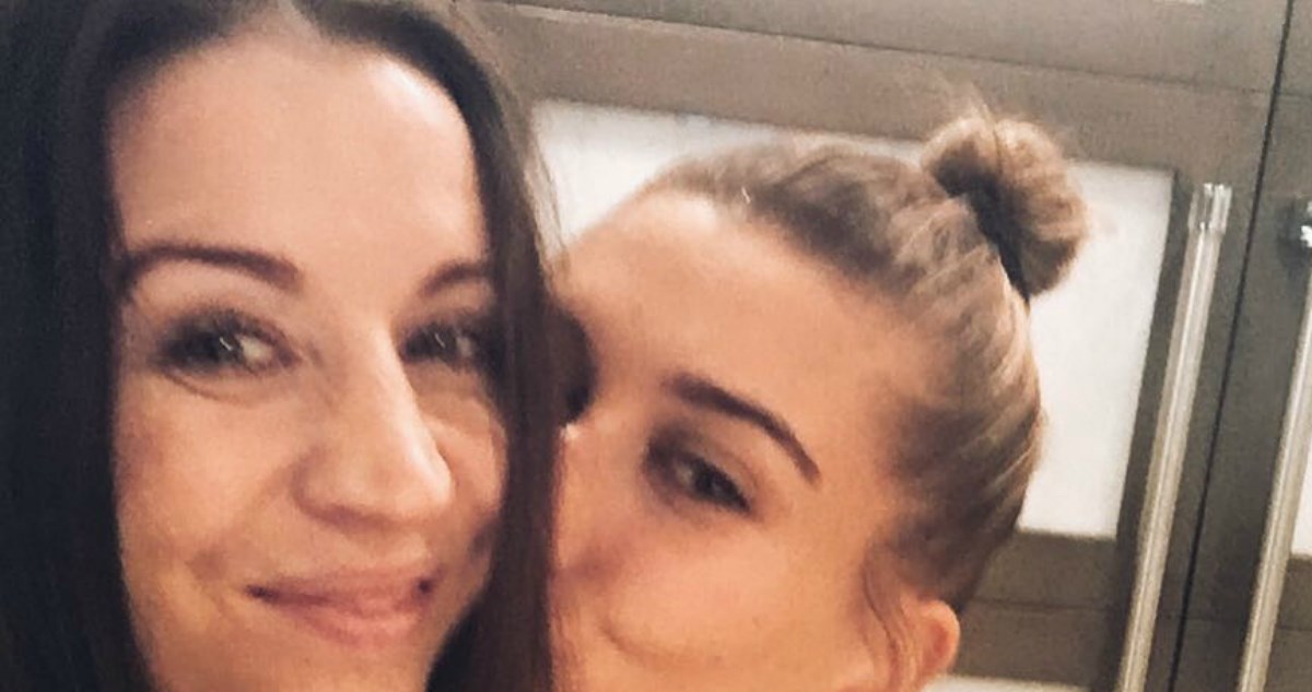 Majka Justina Biebera objavila selfie s Hailey: "Kakav dar!"