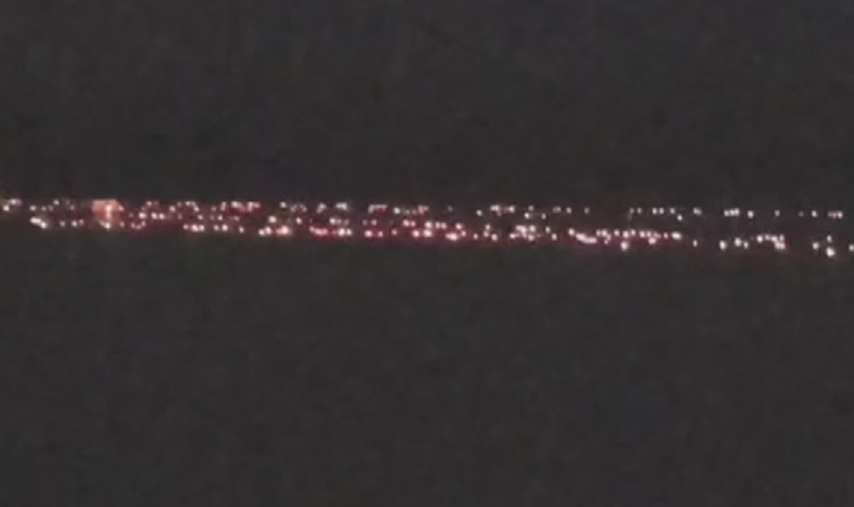 Niz Dunav puštene stotine lampiona za Vukovar, pogledajte