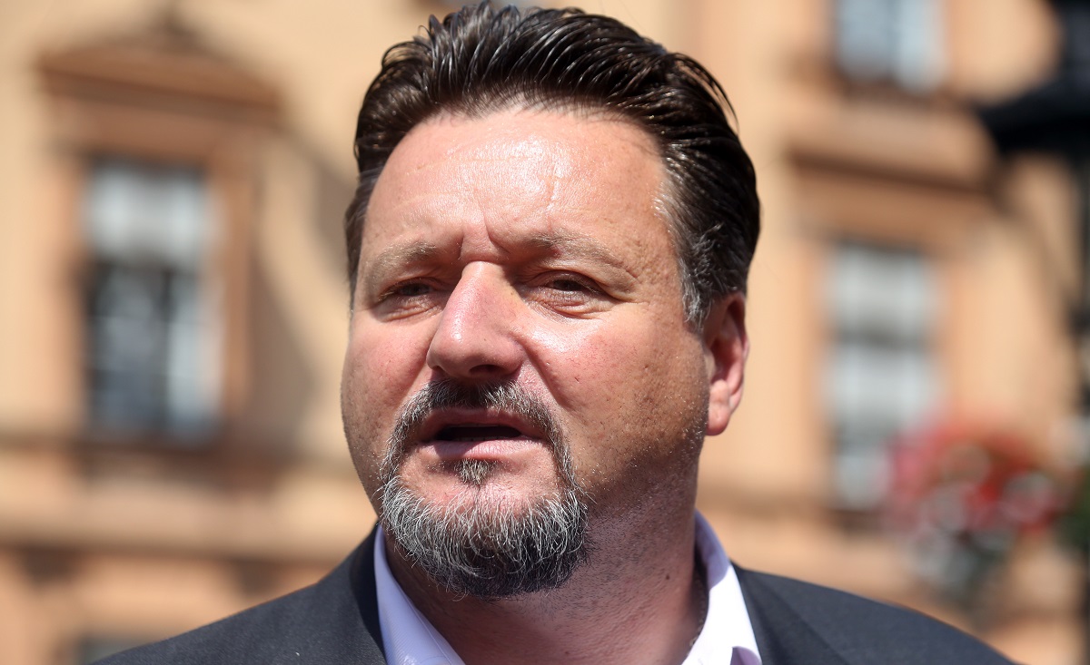 Kuščević: Do kraja tjedna počinjemo s kontrolom svakog potpisa za referendume