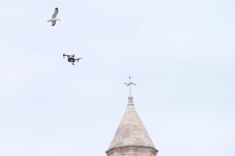 Muškarca iz Trogira tražili dron i helikopter, on bio kod rodbine