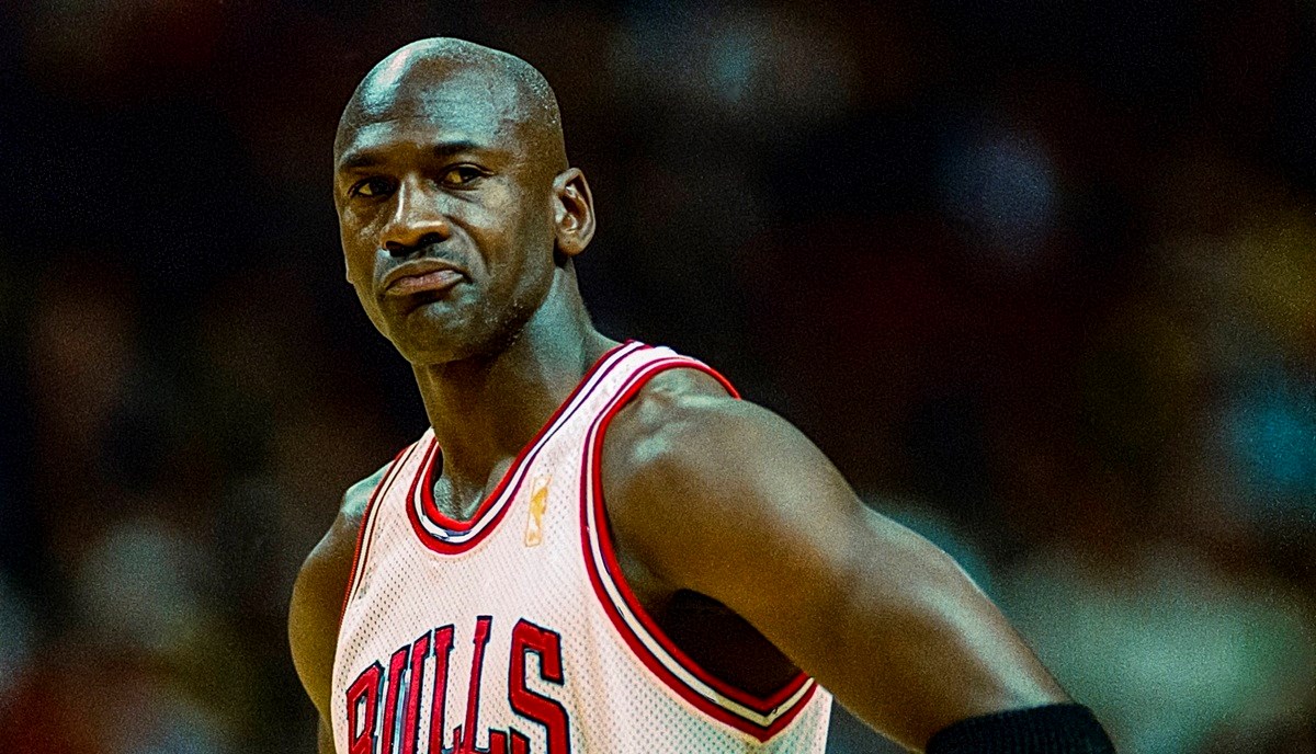 Jordan je 97./98. igrao za 33 mil. dolara. Evo kolika bi njegova plaća bila danas