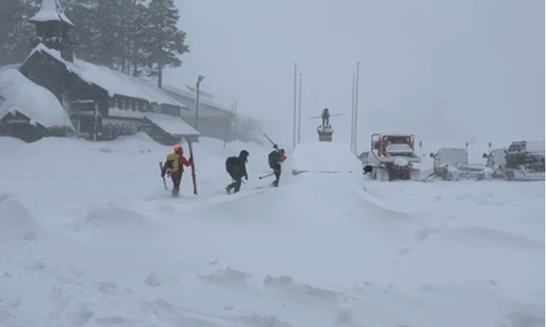 Najmanje deset skijaša nestalo u lavini u Kaliforniji. Pokrenuta akcija spašavanja