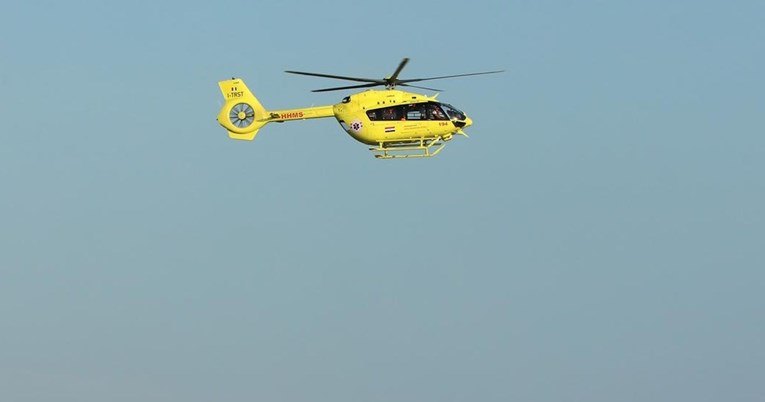Troje ozlijeđenih u prometnoj u Krapini, helikopter stigao po ozlijeđene