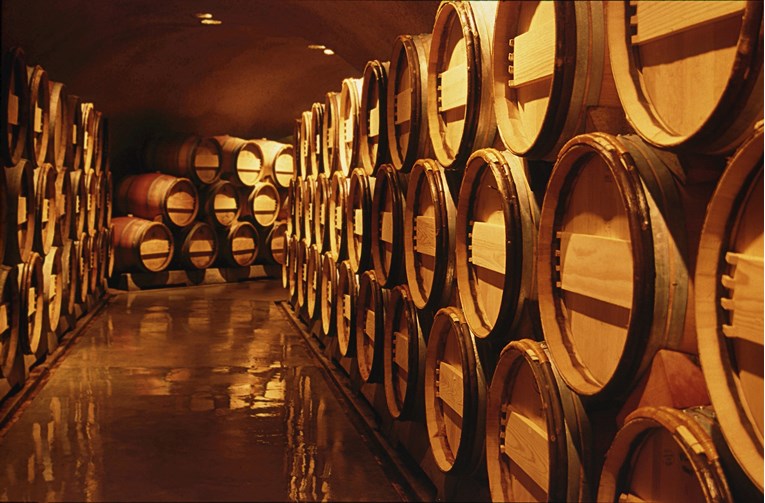 Maskirani uljez namjerno prolio 60.000 litara vina. Šteta je 2.5 milijuna eura
