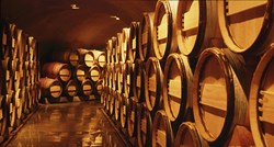 Maskirani uljez namjerno prolio 60.000 litara vrhunskoga španjolskog vina
