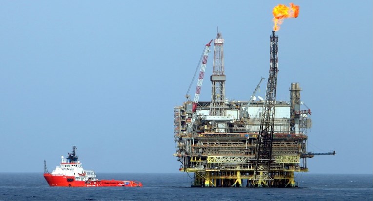 Skočila cijena nafte, približila se najvišoj razini u ovoj godini