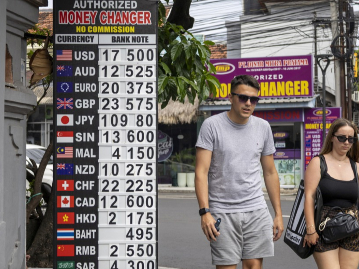 Dolar slabi drugi tjedan zaredom