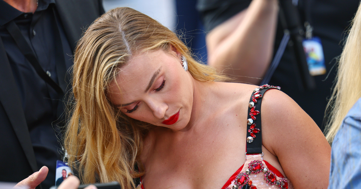 Scarlett Johansson objasnila zašto se odbija fotkati s fanovima: "Nisam na poslu"