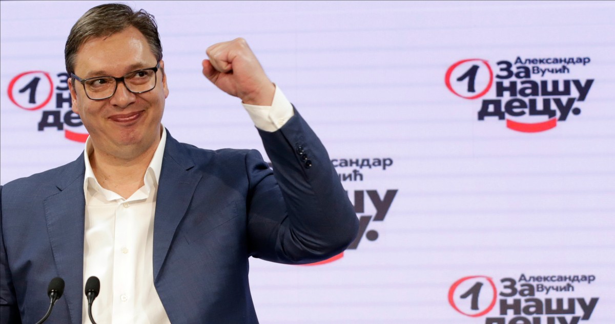 Vučićeva stranka osvojila 62 posto glasova na izborima, prvi mu čestitao Orban