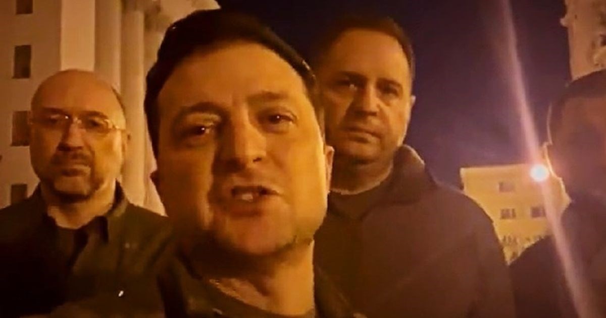 Moćna poruka Zelenskog dijeli se internetom: Ne vješajte moje portrete na zidove