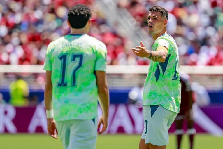 Raskol u Švicarskoj uoči BiH? Xhaka kritizirao momčad, suigrači ga zovu "toksičnim"