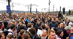 Tisuće prosvjednika u Budimpešti blokirale most u znak podrške mađarskim učiteljima