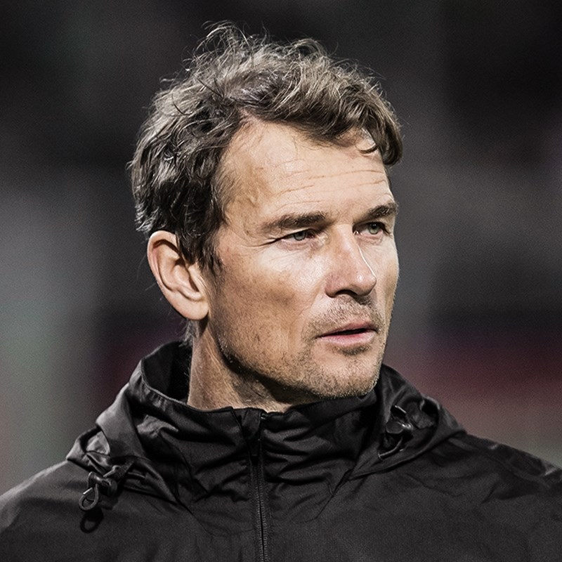 Jens Lehmann upao kod susjeda s motornom pilom, otpilio mu dio krova