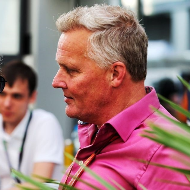 "Čujem da Schumacher sjedi za stolom tijekom večere, ali ne znam je li to točno"