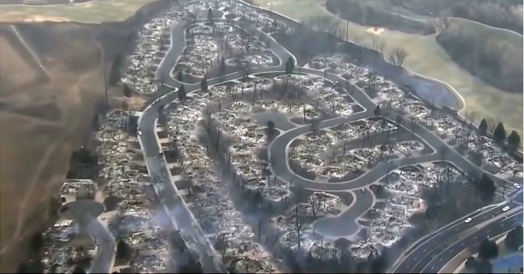 VIDEO Požar u Coloradu uništio gotovo 1000 kuća, snimke iz zraka su strašne