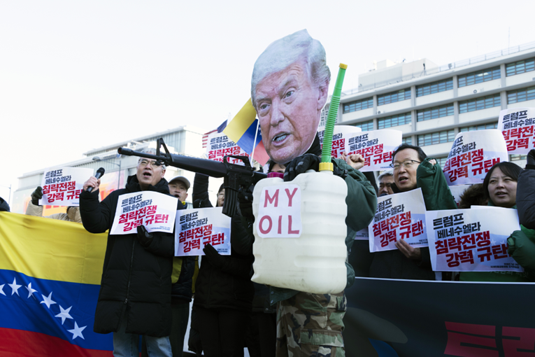 Reuters: Motivi za udar na Venezuelu su brojni, ali malo tko spominje petrodolar