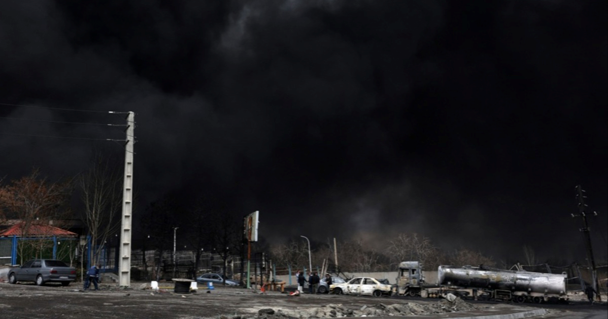 Izraelski udari na iranska skladišta nafte izazvali napetosti s SAD-om