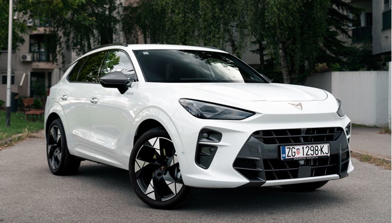 Cupra Terramar je atraktivniji pandan Tiguanu, uvjerljiv i kao plug-in hibrid