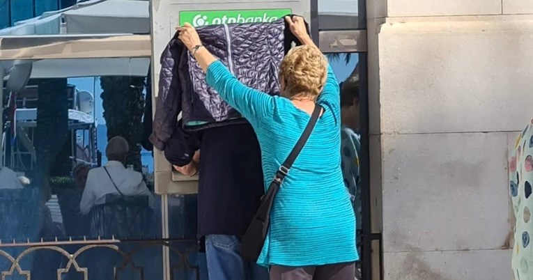 Ova fotka s bankomata u Dalmaciji je sve