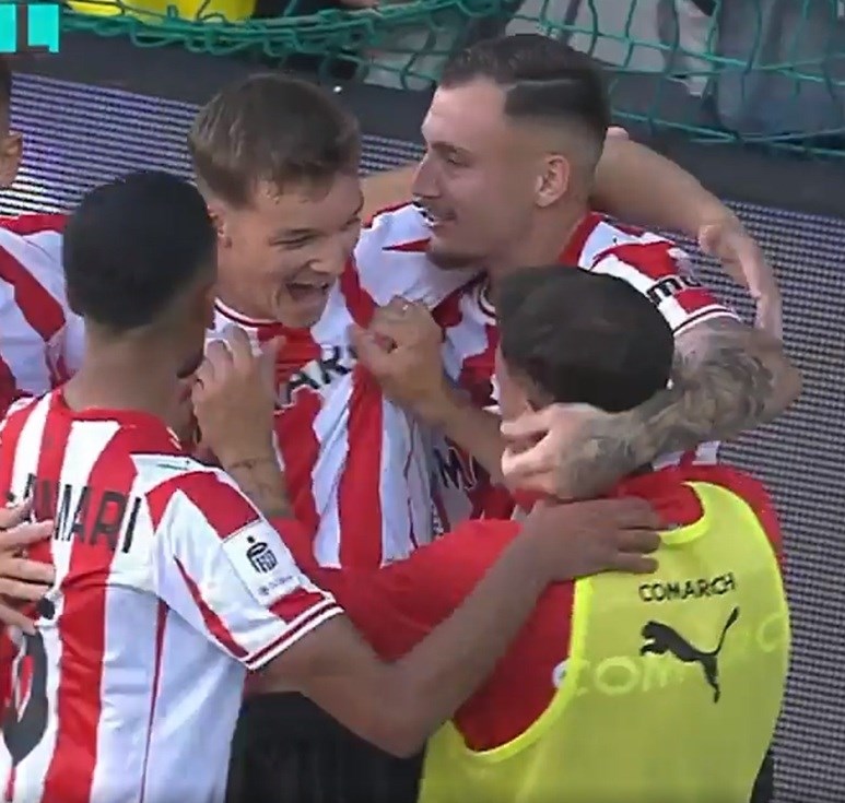 Dinamov branič zabio sjajan gol na posudbi