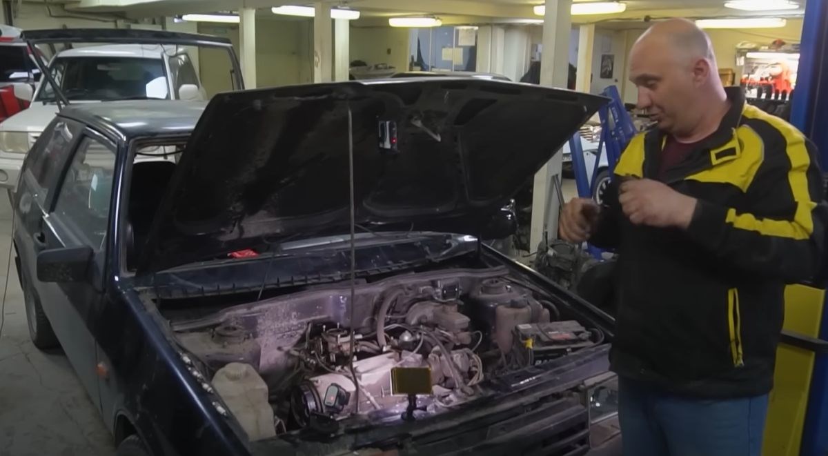 Mogu li olovke zamijeniti svjećice? Bizarni eksperiment proveli su Rusi