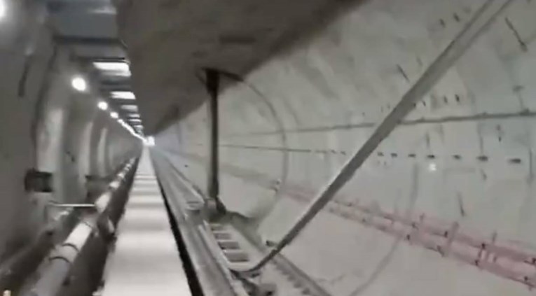 VIDEO Bušilica slučajno probila tunel metroa u Istanbulu. Sve je snimljeno