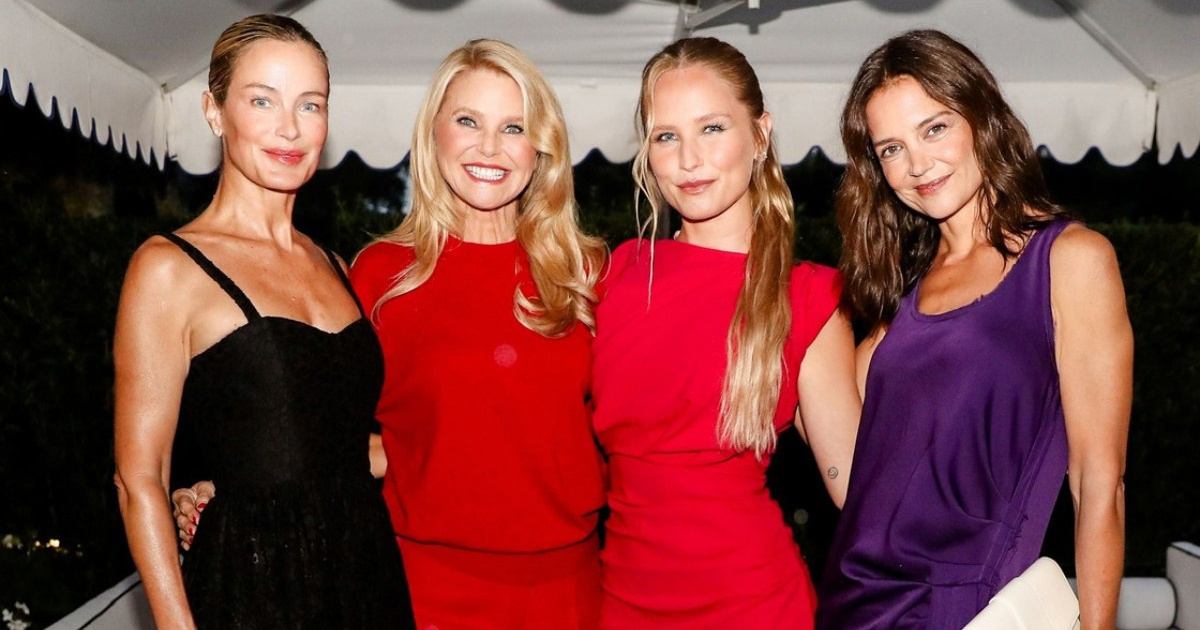 Katie Holmes spojila dvije boje koje ćemo uskoro viđati posvuda