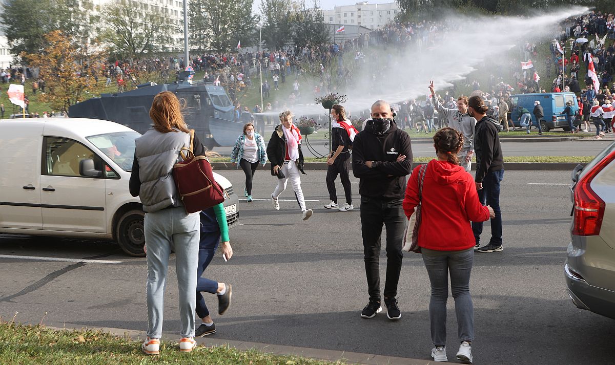 Poljska i Litva povukle diplomate iz Bjelorusije