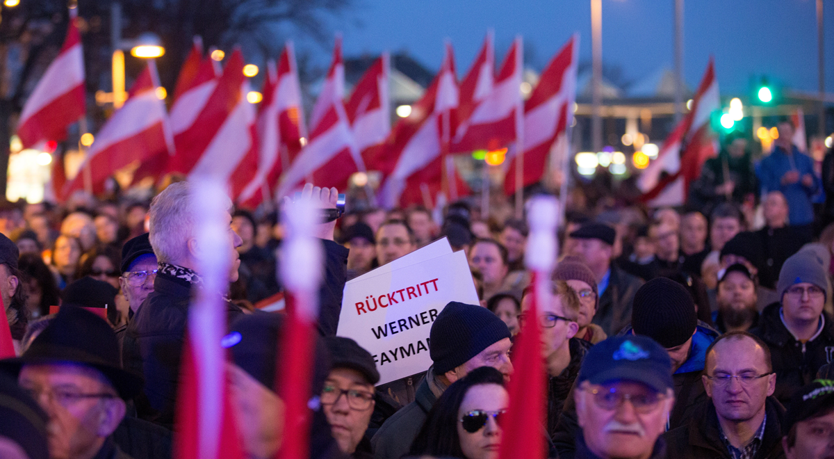 U Austriji uhićeni supremacist i nacist. Policija izdala upozorenje, kreću prosvjedi