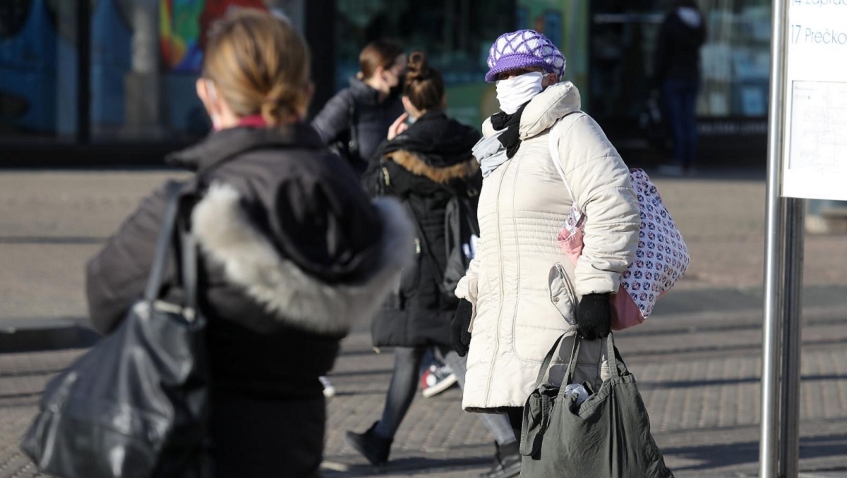 Šostar želi uvesti maske vani. Njemački stručnjaci: Šansa za zarazu je ekstremno mala